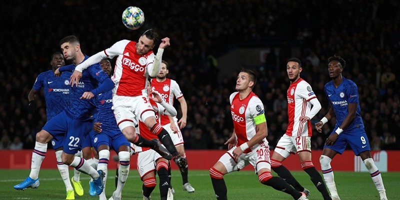 Lực lượng ra sân Chelsea vs Ajax mới nhất
