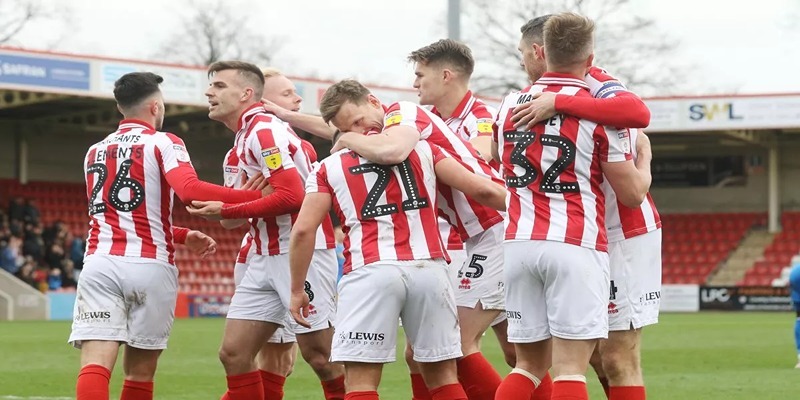Lực lượng ra sân Cheltenham Town vs Notts County mới nhất